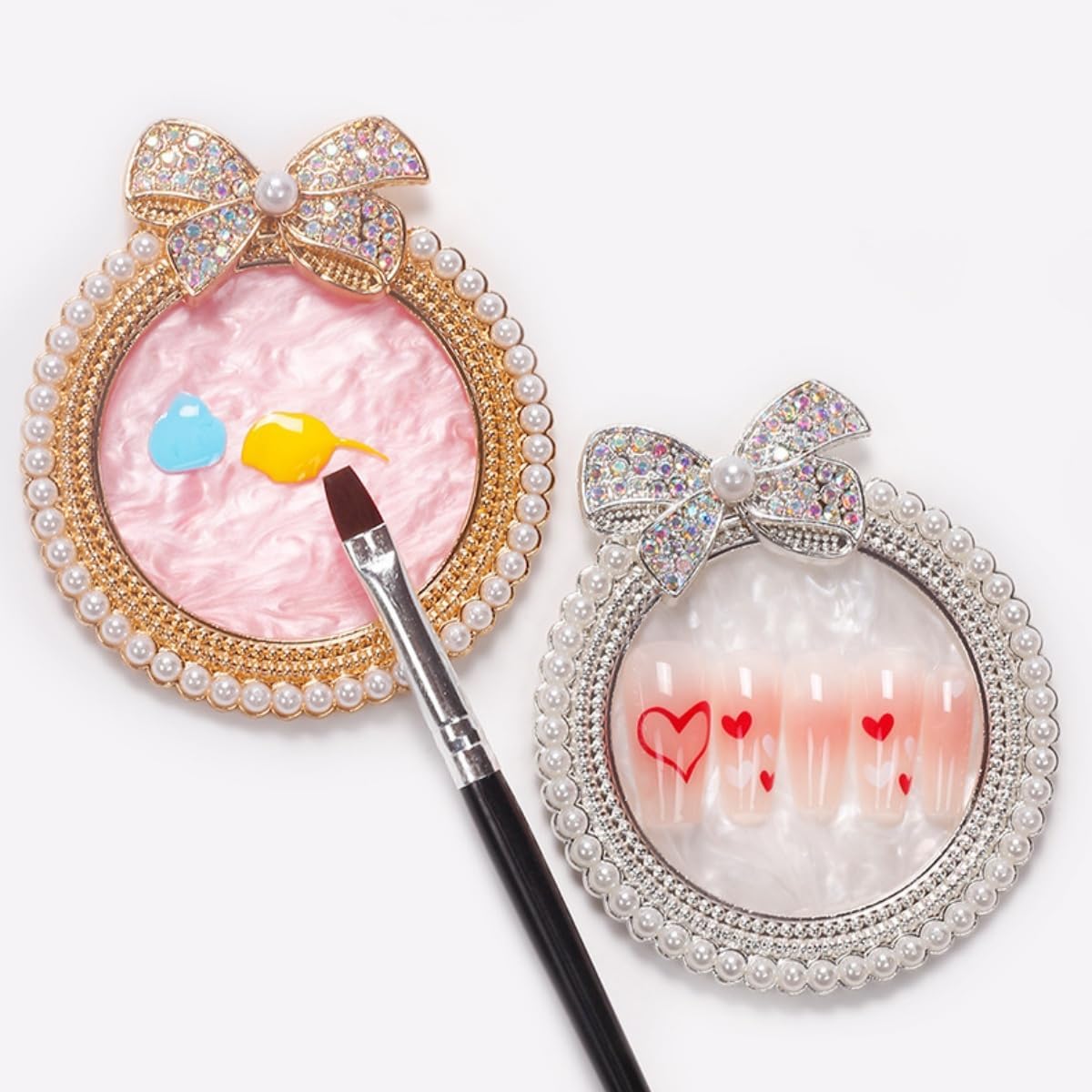 Bow Resin Nail Art Palette, Nail Polish Makeup Mixing Plate, Bow Shaped Pearl Inlaid with Diamonds Nail Display Board Palette (Pink)
