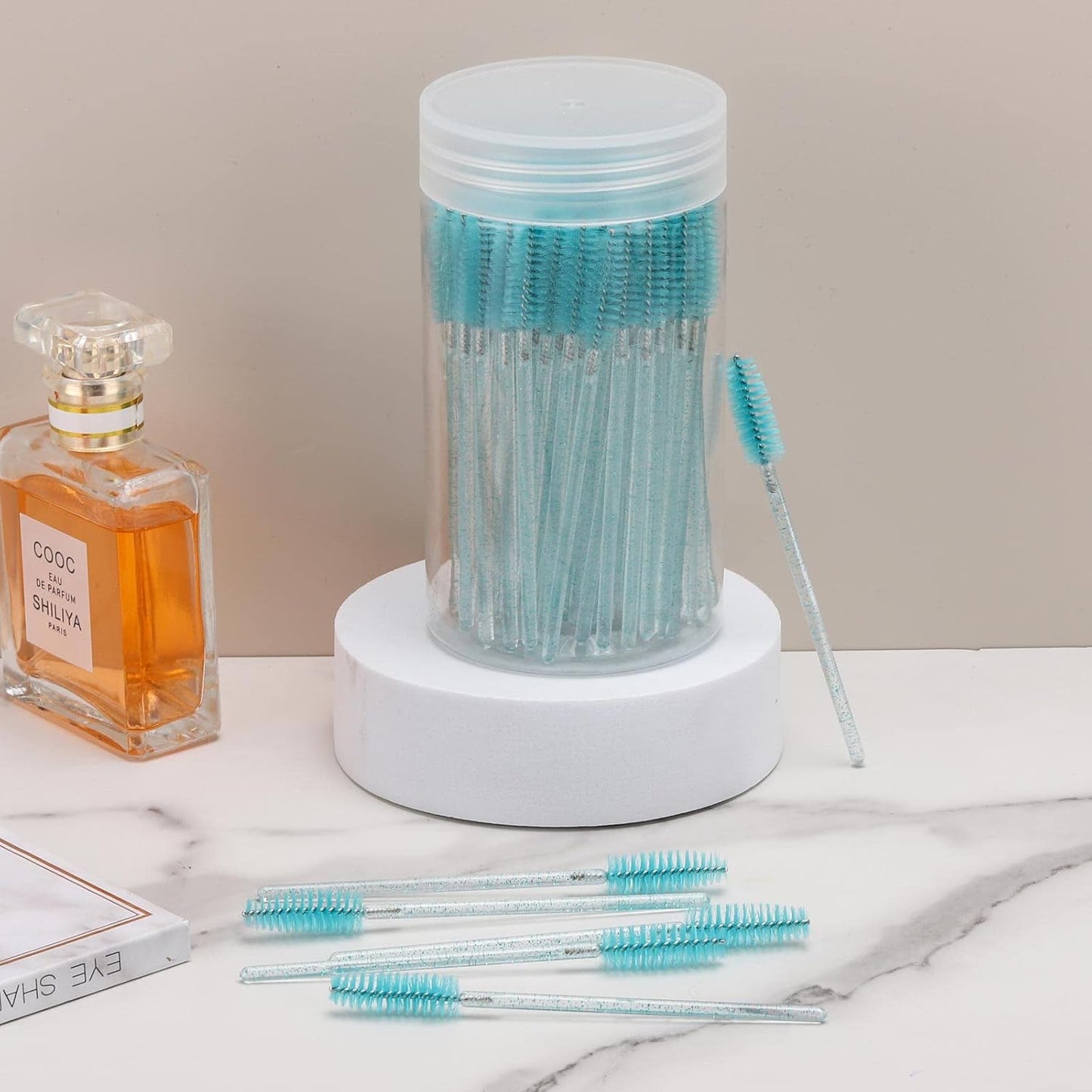 100 Pcs Disposable Mascara Wands, Crystal Eyebrow Spoolies Brush for Eyelash Extensions, Lash Brushes with Container (Blue)