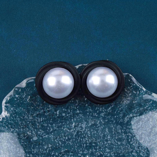 Vintage Mermaid Pearl Stud Earrings Half Pearl Earrings Black Enamel Circle Earrings Mermaid Stud Earrings Jewelry for Women and Girls