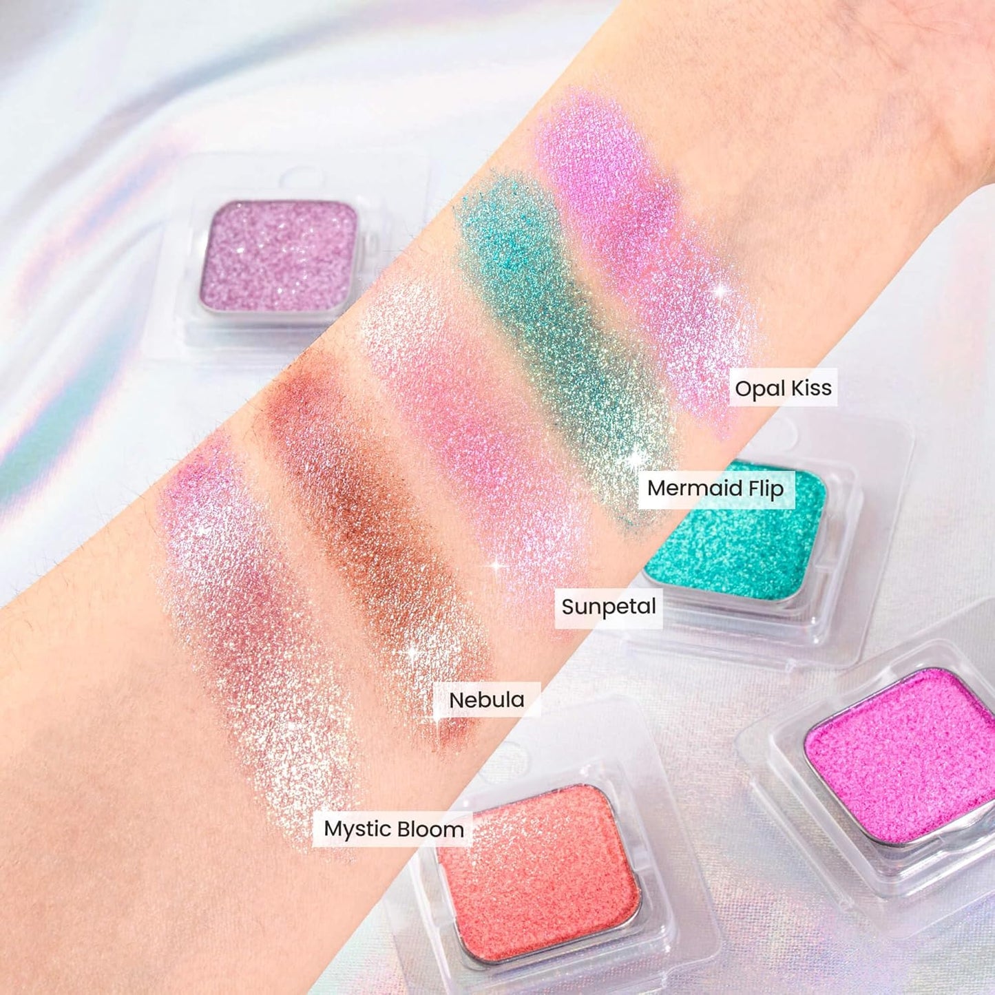 Chameleon Single Eyeshadow, Putty Texture, Glitter Multichrome, Iridescent Blue-Purple, High Pigment, Long-Lasting, Smudge-Proof, Square Single Pan, Fits Magnetic Palettes(Mystic Bloom)