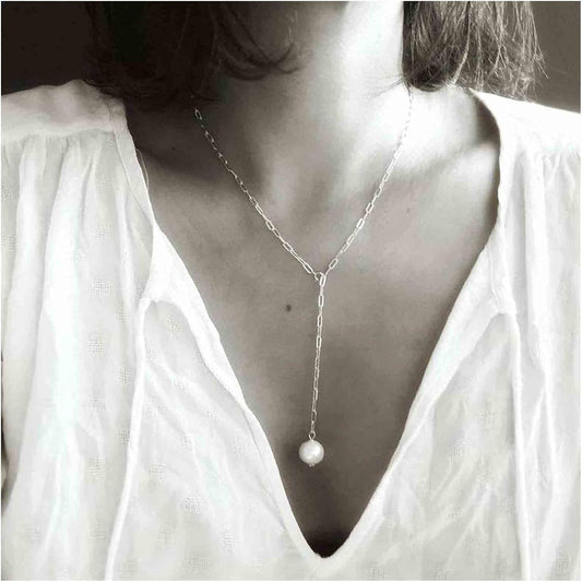 Boho Long Pearl Necklace Gold Lariat Y Necklace Choker Pearl Pendant Necklace Vintage Minimalist Necklace Chain Jewelry for Women and Girls