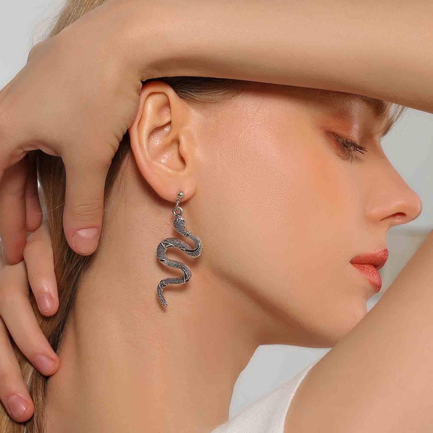 Punk Snake Earrings Silver Snake Dangle Earrings Serpent Drop Earrings Gothic Earrings Jewelry for Women and Girls