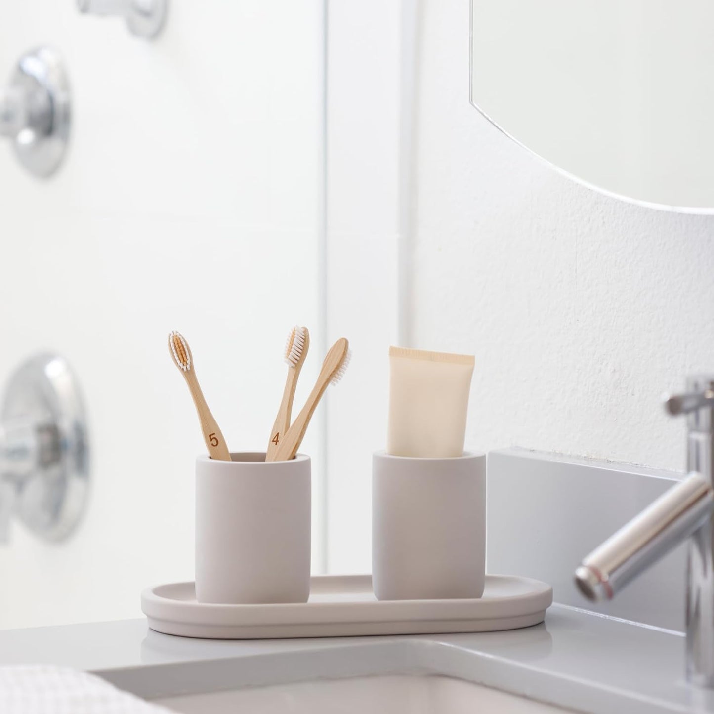 Selegna Drying Stone Toothbrush Holder, Diatomite Toothbrush Holders for Bathroom, Quick Drying Electric Toothbrush & Toothpaste Holder Cup, Diatomaceous Earth Bathroom Sink Organizer (Light Grey)