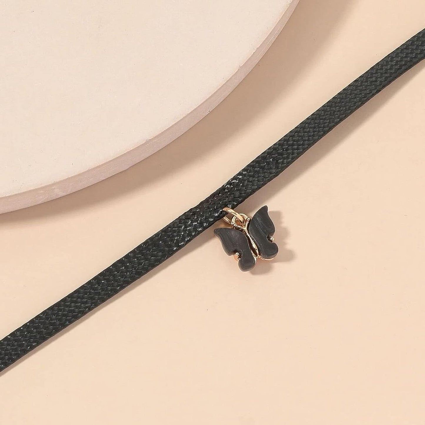 Vintage Black Choker Necklace Chain Goth Leather Choker Butterfly Pendant Necklace Velvet Choker Punk Necklace Rock Statement Butterfly Necklace Charm Jewelry Gift for Women and Girls