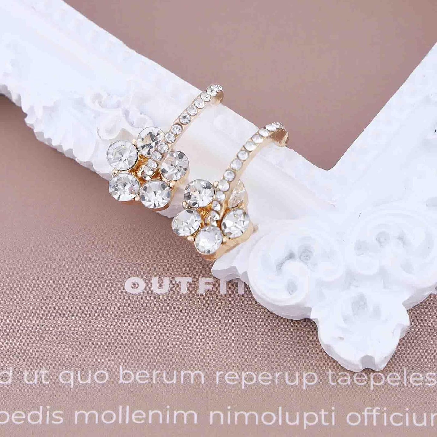 Vintage Rhinestone Flower Drop Earrings Crystal Flower Stud Earrings Gold Cz Hoop Earrings Sparkly Crystal Wedding Earrings Jewelry for Women