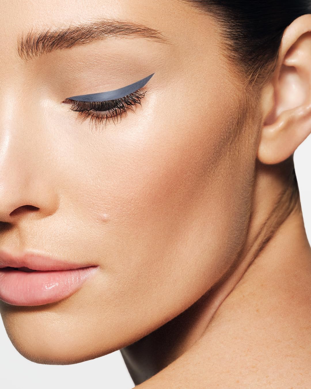 MAKE Beauty Liquid Line Waterproof Liquid Eyeliner Pen. Smudge-Proof Felt Tip for Precise Application of Lines, Wings, and Graphics. Long Lasting Eye Liner - Shade, Carbon Matter