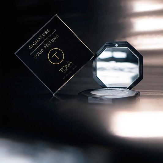 Tova Signature Solid Perfume Compact – Pocket Perfume Dab-On for Women – Bergamot Jasmine Musk – USA-Made & Cruelty-Free – 2.4 g