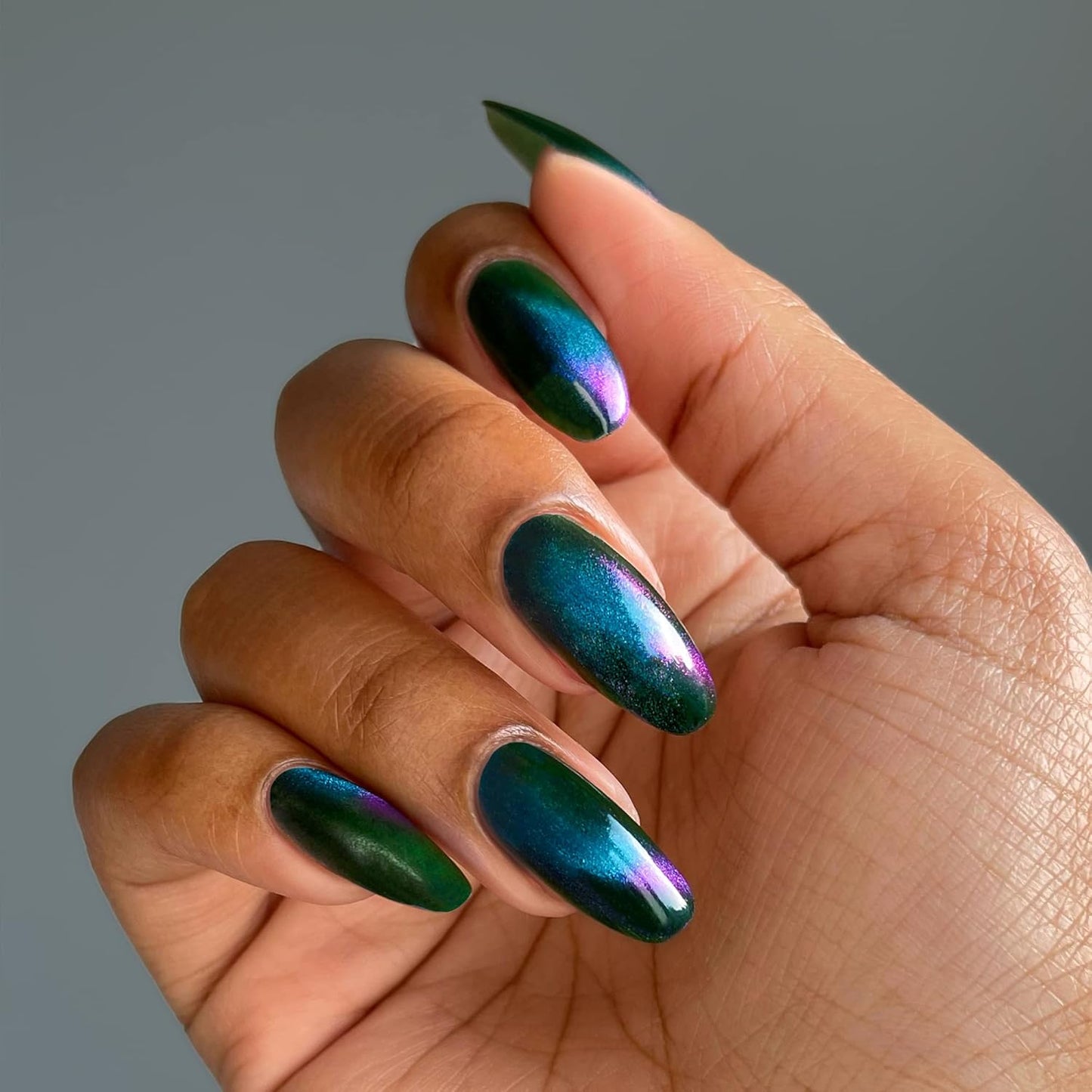 Cirque Colors Mobius - Forest Green Magnetic Multichrome Nail Polish - 0.37 Fl Oz (11 mL) - Vegan & Cruelty-Free