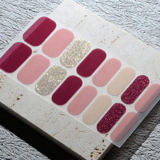 Nail Polish Strips, 32PCS Salon Quality Wraps, Long Lasting Gel Nail Stickers for Women Easy Apply& Remove (Straberry Shortcake)