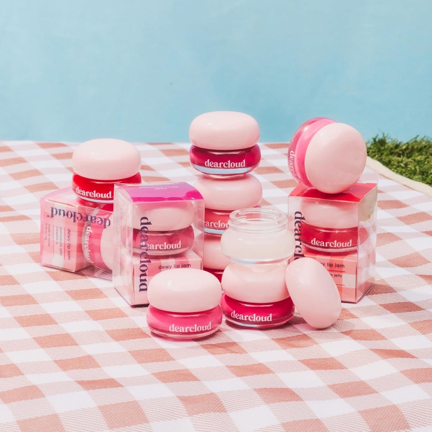 dearcloud Dewy Lip Jam – Hydrating Lip Balm & Gloss with Vitamin E, Korean Skincare (Strawberry)